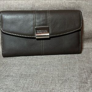 Kenneth Cole Brown Leather Long Snap front Wallet